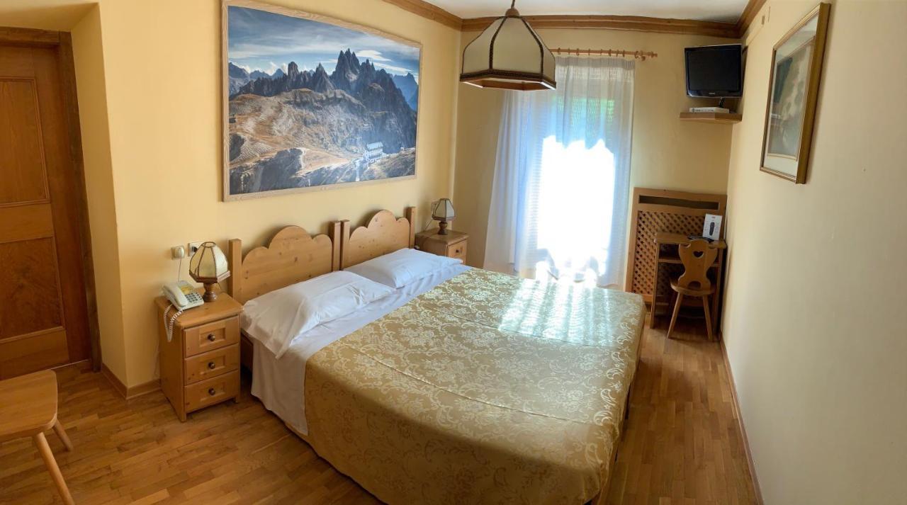Albergo Garni Ajarnola Ауронцо-ди-Кадоре Экстерьер фото