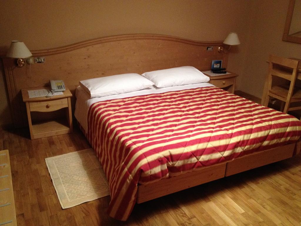 Albergo Garni Ajarnola Ауронцо-ди-Кадоре Экстерьер фото